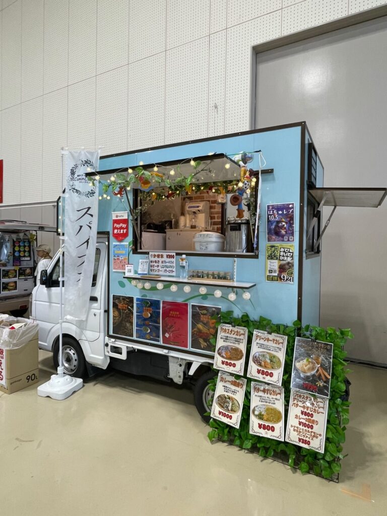 CuminCumin（スパイスカレー）トヨサカSAウナに出店！（10/11（土）限定出店）